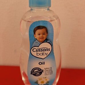 Cussons Baby Oil, Mild & Gentle (100ml)